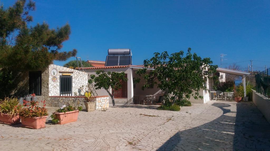 Appartamento Spiaggia Playa 卡斯泰拉马莱 外观 照片