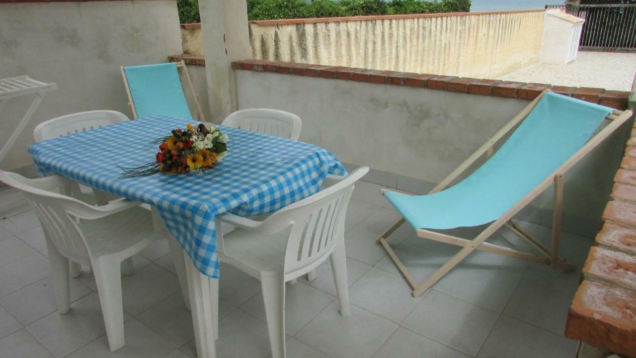 Appartamento Spiaggia Playa 卡斯泰拉马莱 外观 照片