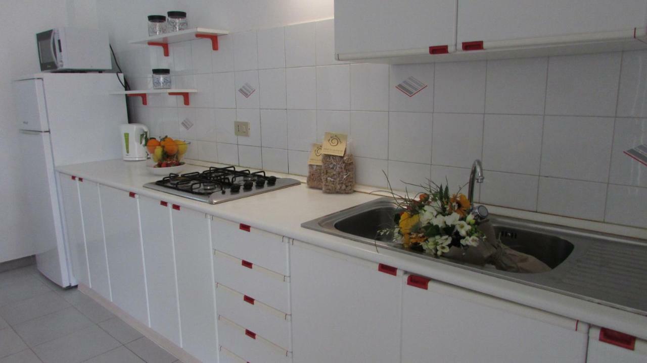 Appartamento Spiaggia Playa 卡斯泰拉马莱 外观 照片