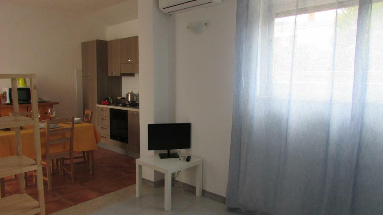 Appartamento Spiaggia Playa 卡斯泰拉马莱 外观 照片