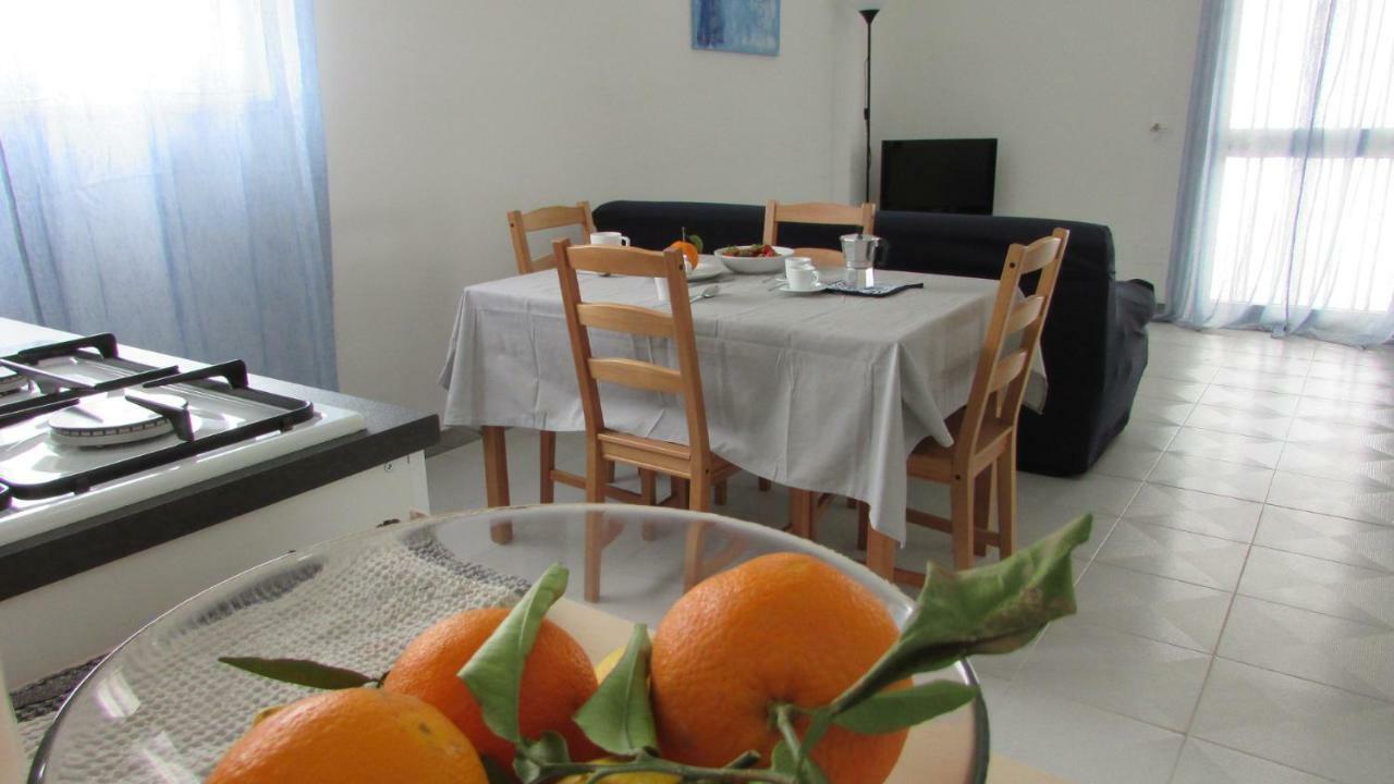 Appartamento Spiaggia Playa 卡斯泰拉马莱 外观 照片